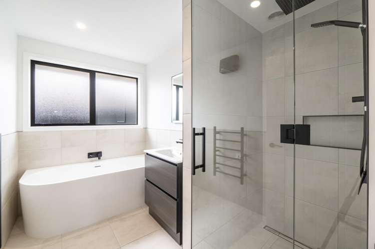 97 Hoffman Court Waikiwi_17