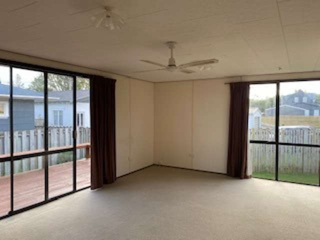 2B Clarke Avenue 10770_4