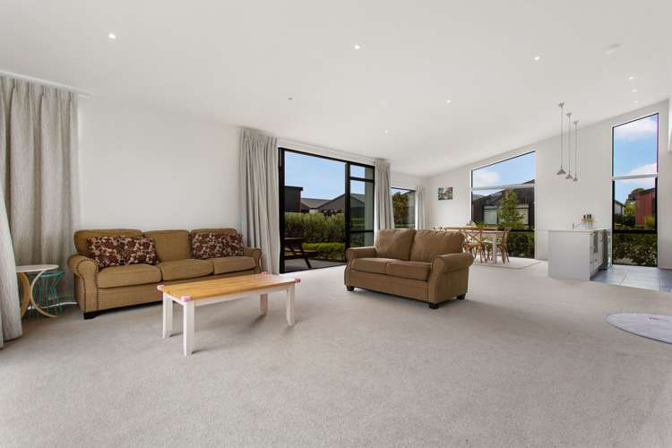 11 Parachute Crescent Papakura_6