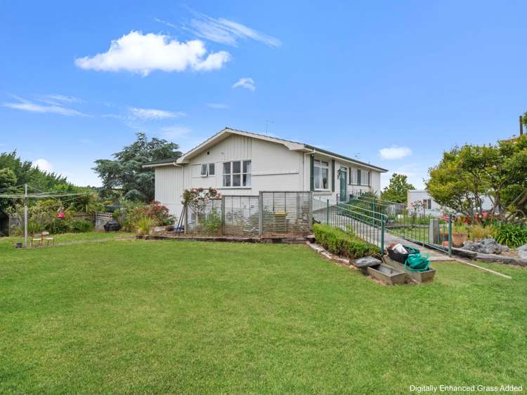 62 Halcolmbe Road Feilding_25