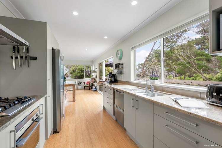 38 Te Puru Drive Maraetai_6