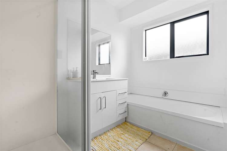 16 Alicante Avenue Hillpark_11