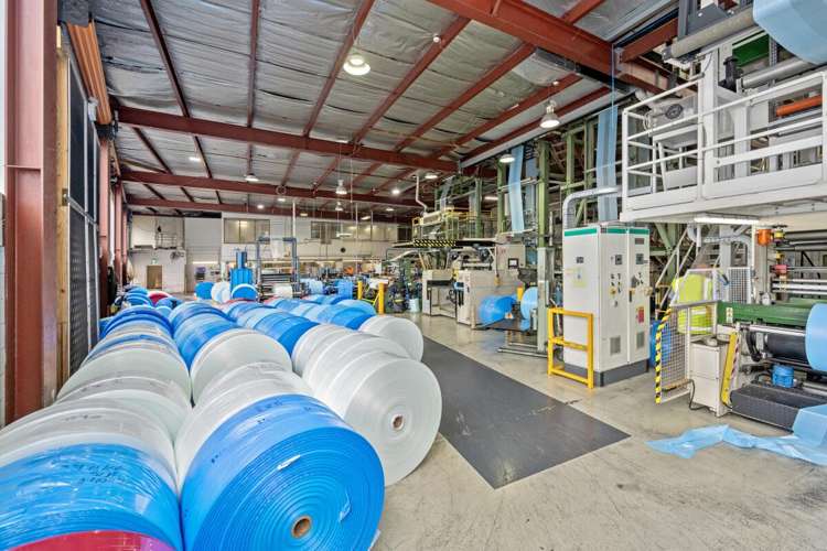 1 Colway Place Wairau Valley_6