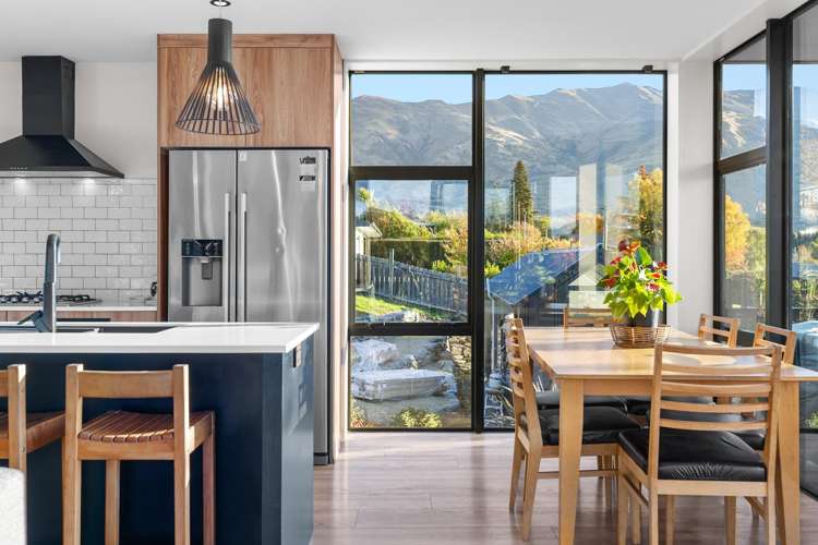 148 Warren Street Wanaka_17