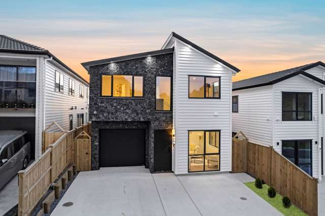 Spacious Family Living in Prime Flat Bush