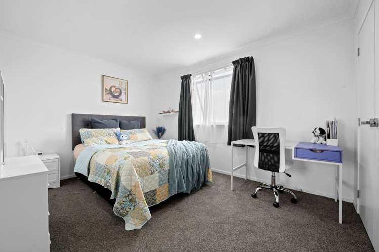 1/51 Cabourne Drive Glenview_8