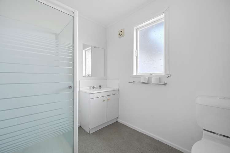 12 Rosalind Street Deanwell_9