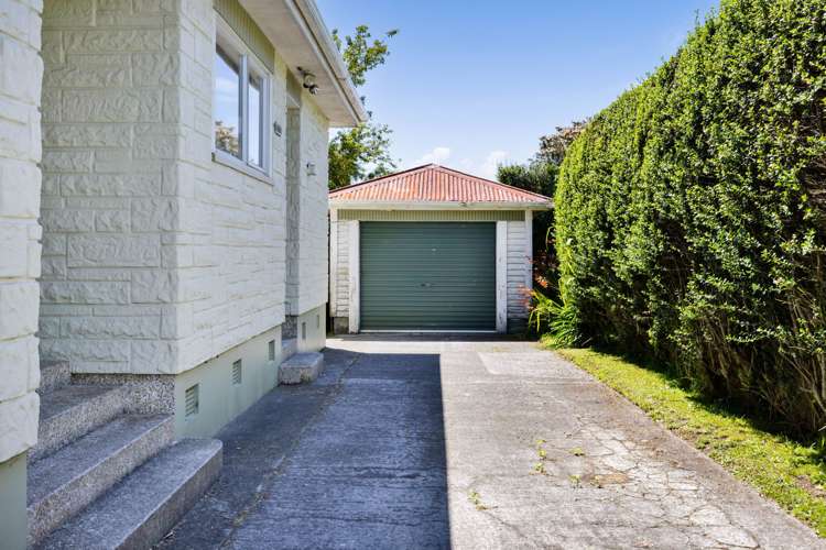 114 Brecon Road Stratford_1