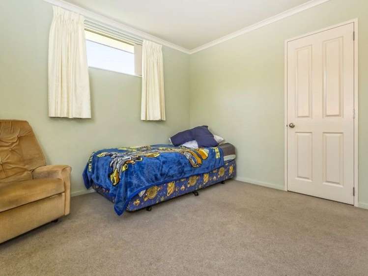 71 Kayes Road Pukekohe_10