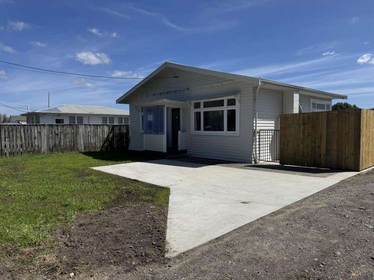 46 Racecourse Avenue Marton_1