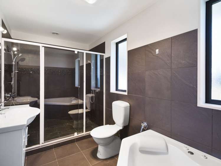 31 Longspur Avenue Wigram_11