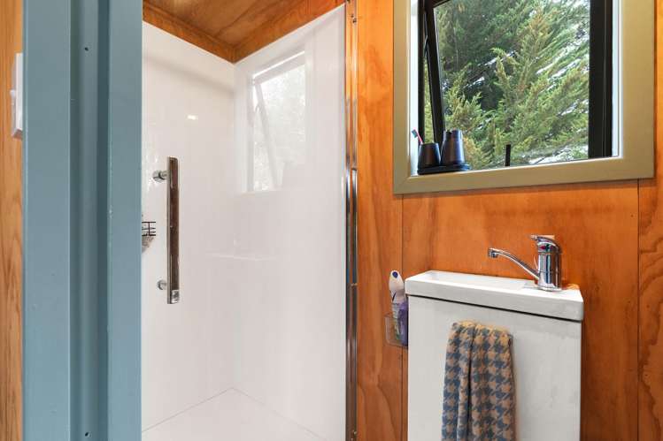 136 Lincoln Road Carterton_13