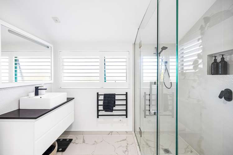 72 Albany Highway Greenhithe_20