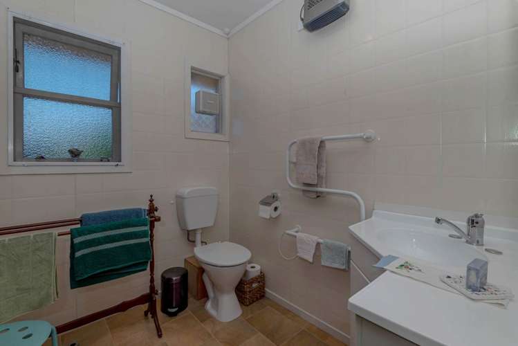 25 Te Kanawa Crescent Henderson_21