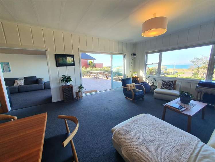 60 Douglas Street Okitu_9