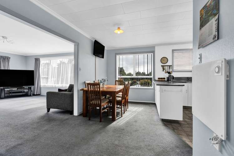 15 Shaldon Crescent Blagdon_16