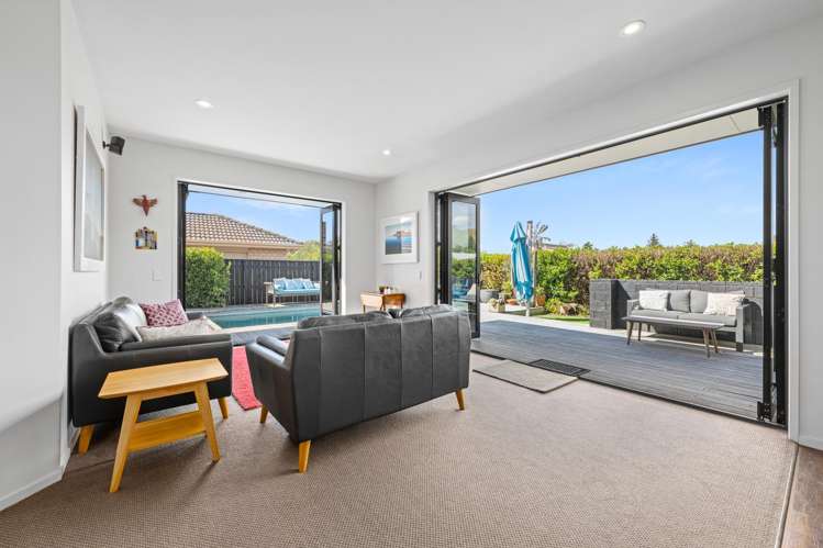 10 Silk Close Witherlea_18