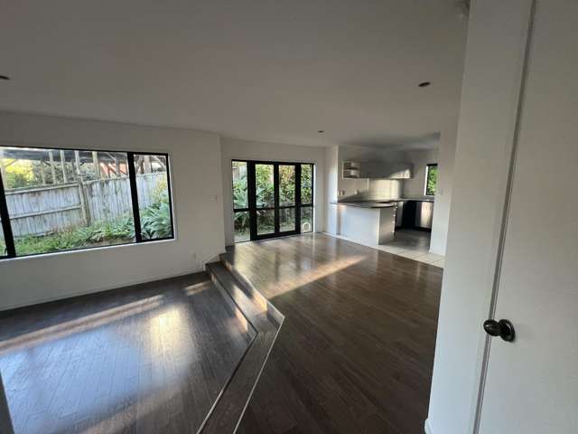 282A East Coast Road Forrest Hill_2