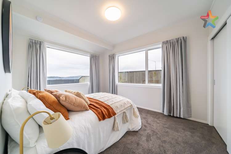 221 The Esplanade Petone_12