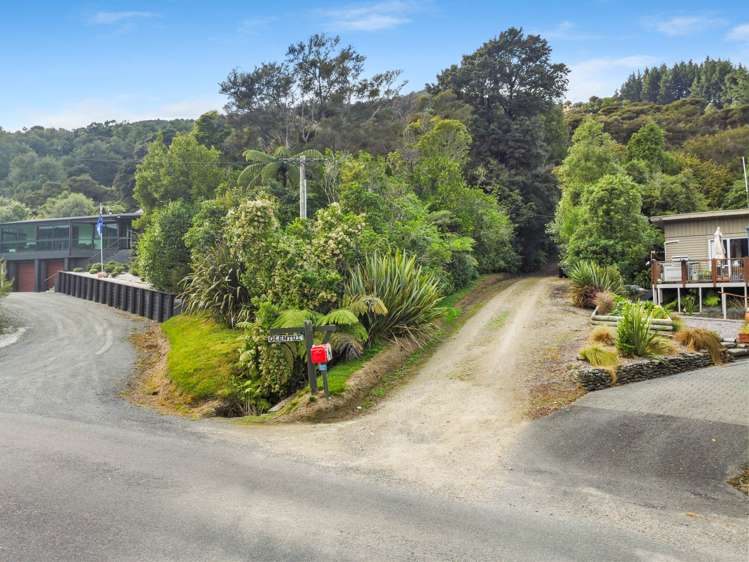 1694a Queen Charlotte Drive Linkwater_16