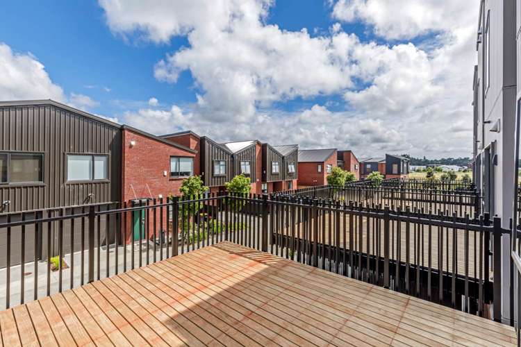 72 Wallace Road Hobsonville_11