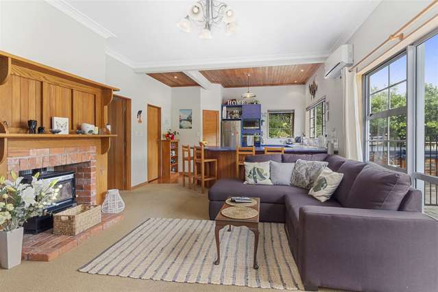 74a Airlie Road Plimmerton_1