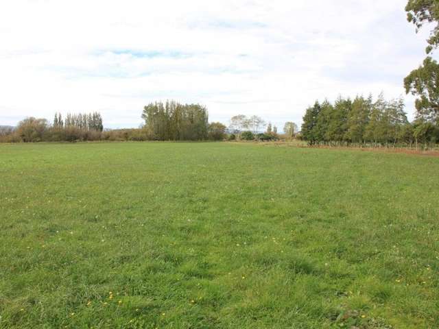 175 Hundred Line East Winton Surrounds_1