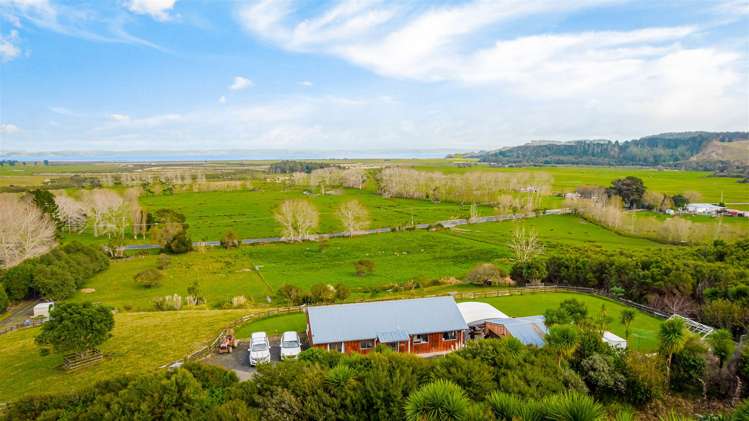 2708 Kaipara Coast Highway Glorit_1
