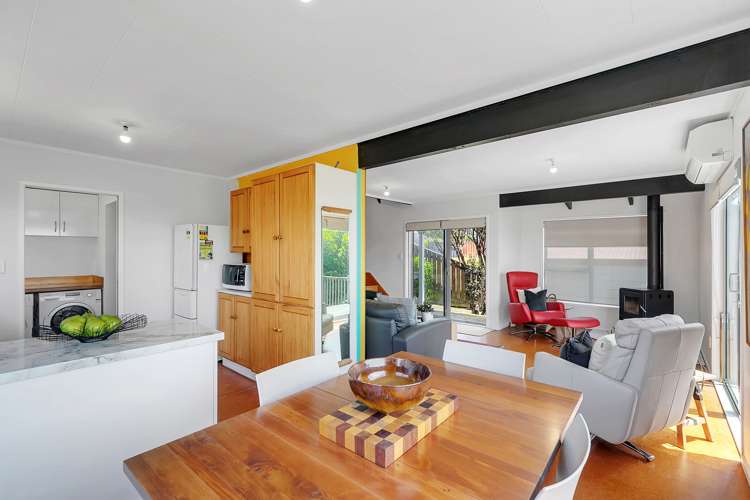 14 Tikati View Titahi Bay_8