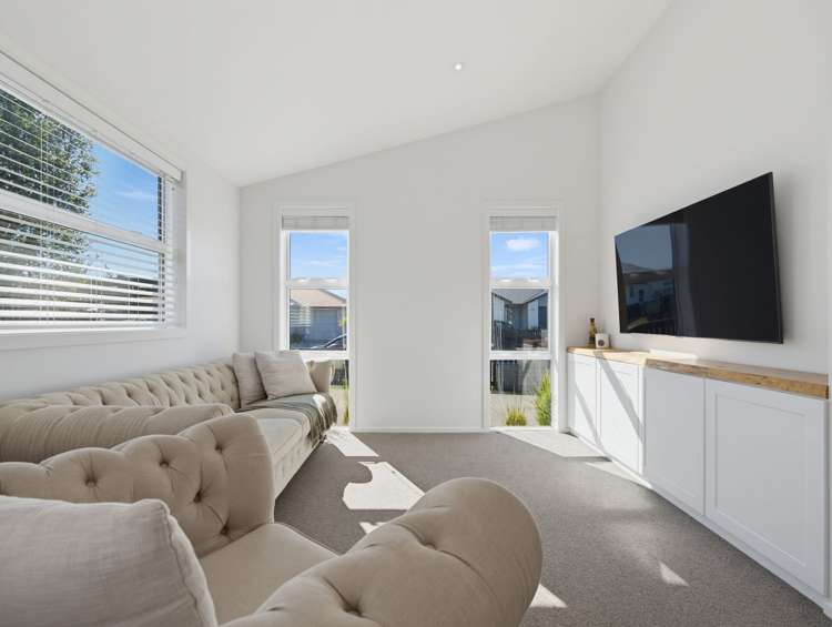 130 Union Drive_1