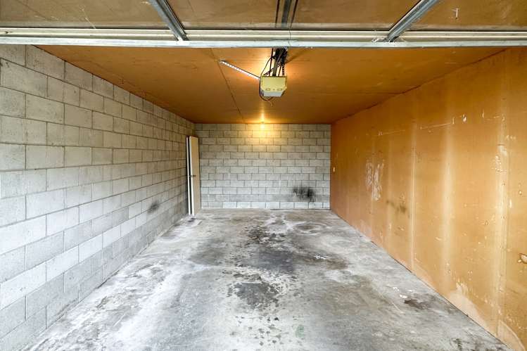2/413a Suffolk Road Stoke_22
