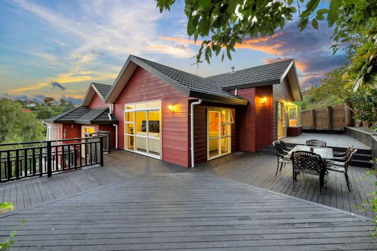 16a Honeysuckle Lane Mairangi Bay_24