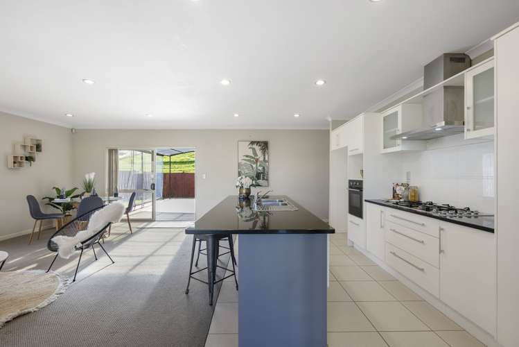 17 Stamford Crescent Flat Bush_10