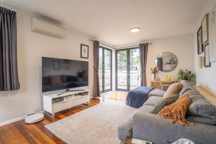 32 Davidson Crescent Tawa_5