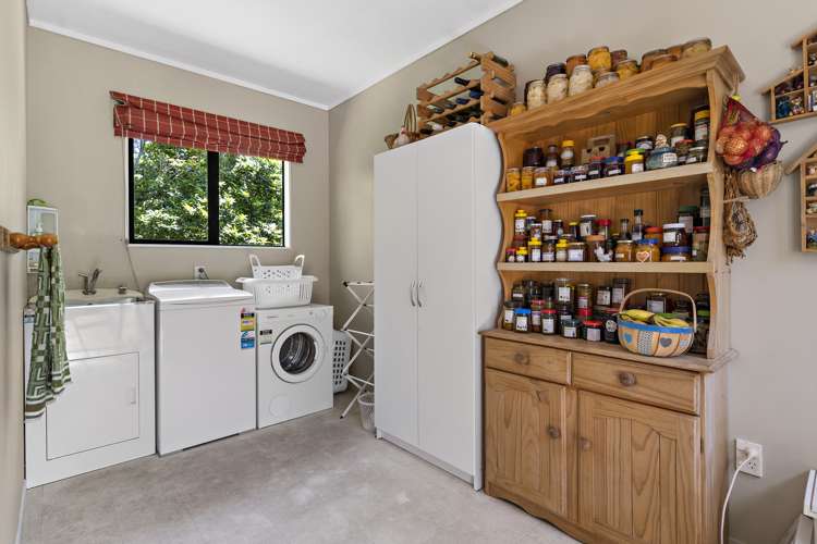 37/38 Regent Street Martinborough_13