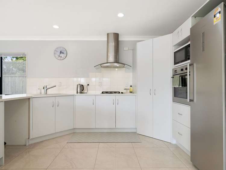 32 Stanley Drive Lynmore_7