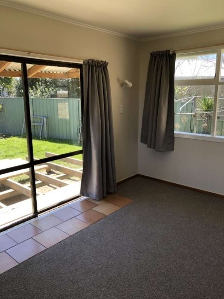 33 Pulham Crescent 10469_10