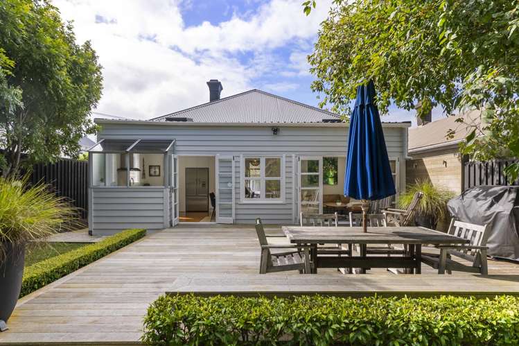 21 Carlton Gore Road Grafton_24