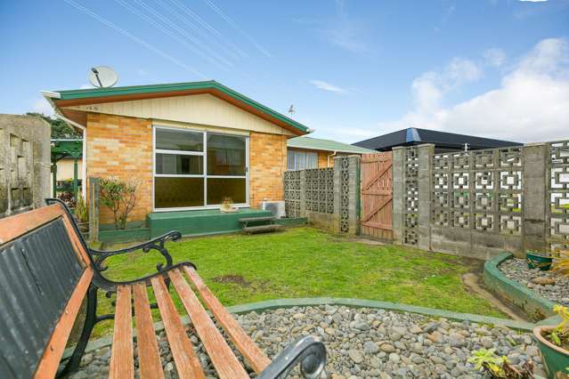 10a Pomare Place Spotswood_1