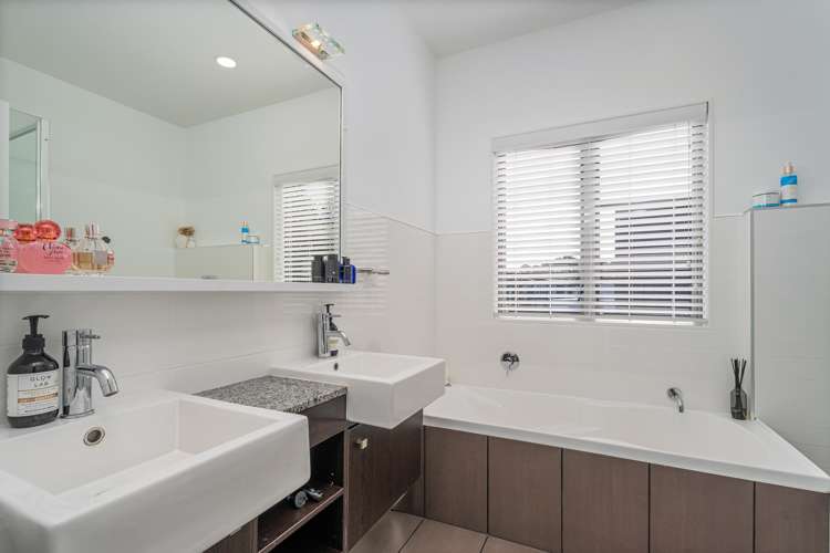 43/101 Harbour Drive Matarangi_18