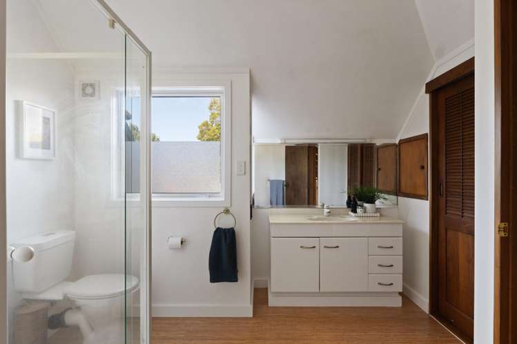 55 Lloyd George Road Wainui_10