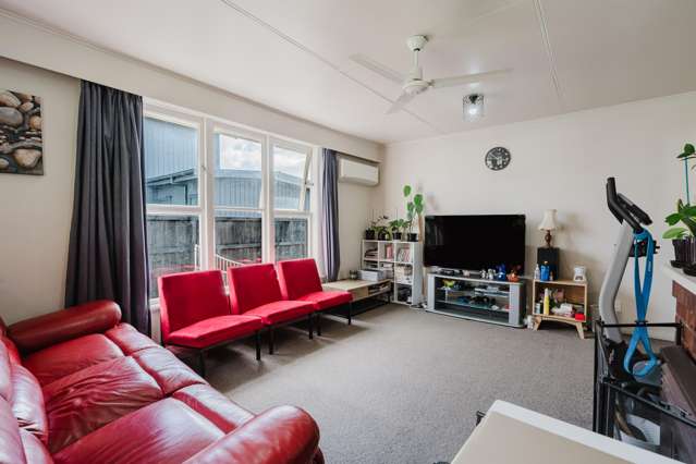 38 Douglas Crescent Fairfield_4