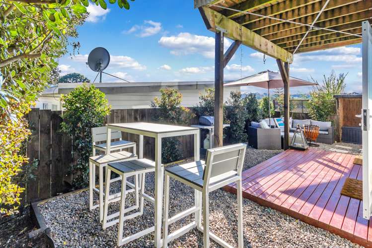 14a Holiday Road Stanmore Bay_17