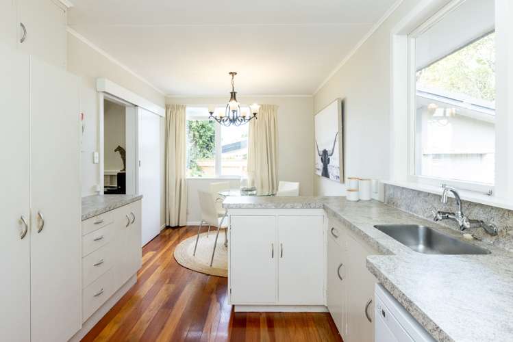 1003 Totara Street Mahora_5