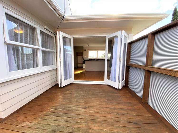 4 Madison Place Forrest Hill_15