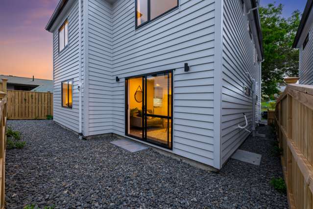 Lot 3/31 Court Town Close Mangere_1