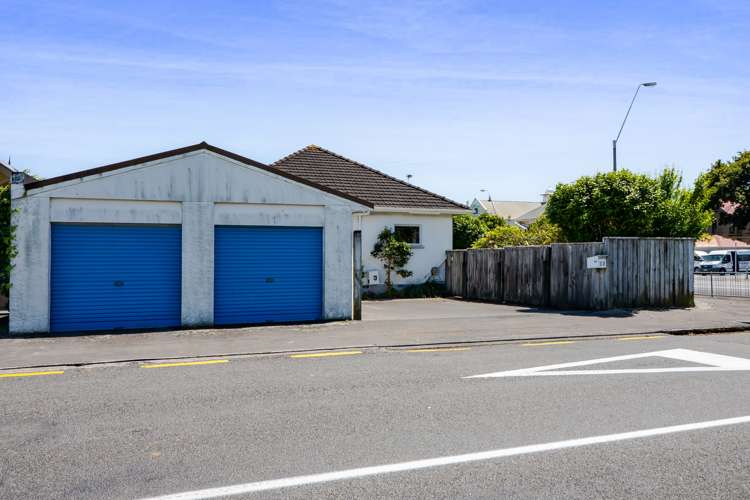 33 Rogan Street New Plymouth Central_25