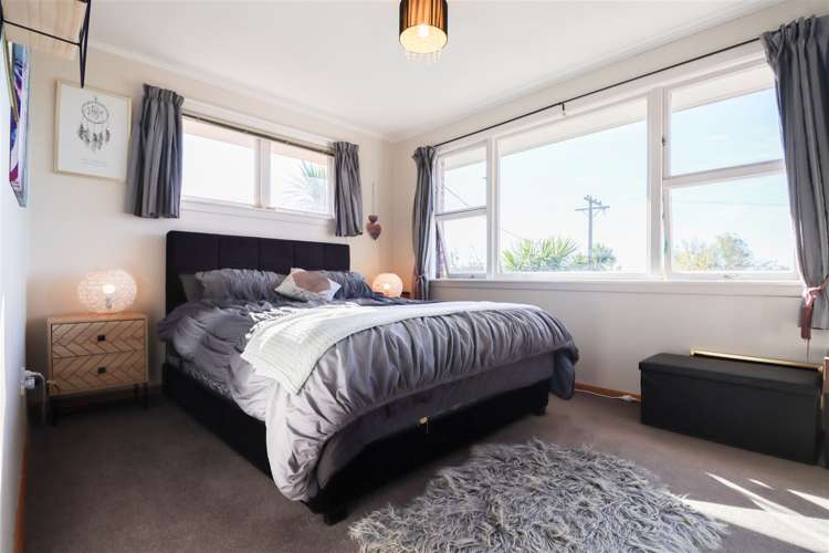 10 Eversley Street Waimataitai_11