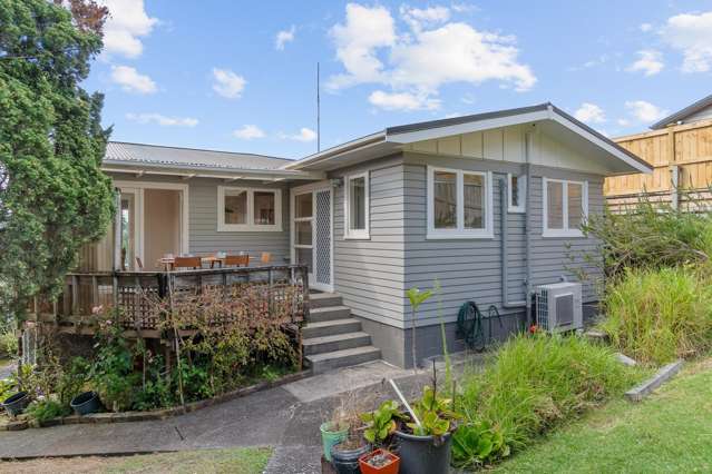 142A-142C Paihia Road One Tree Hill_4
