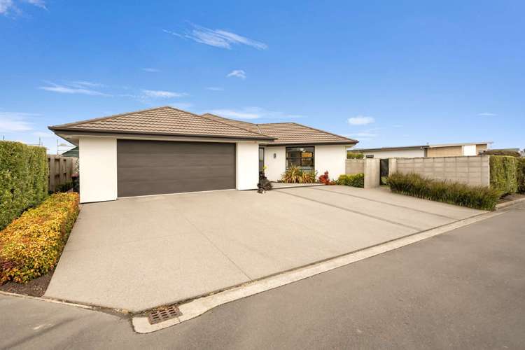 29 Araucana Way Burwood_2